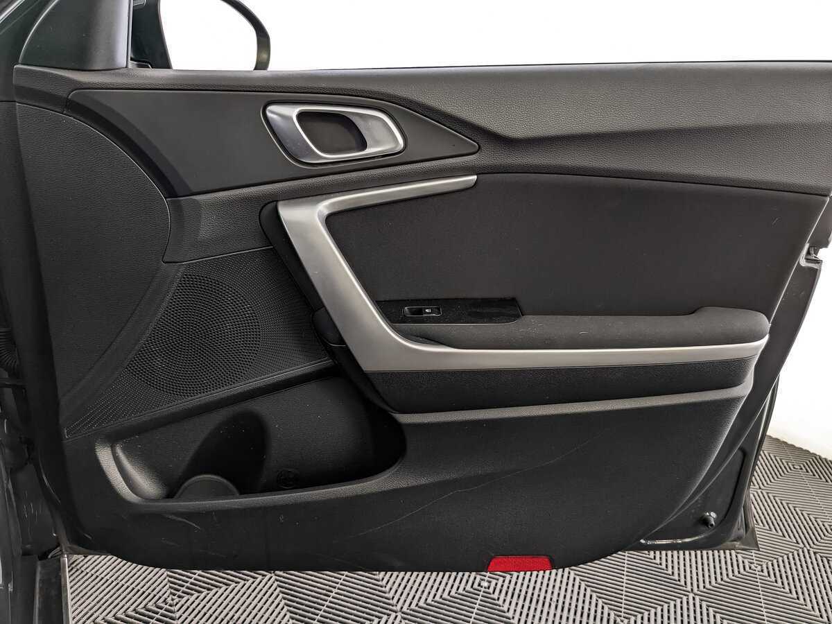 Kia XCeed, 2021 Фото №21