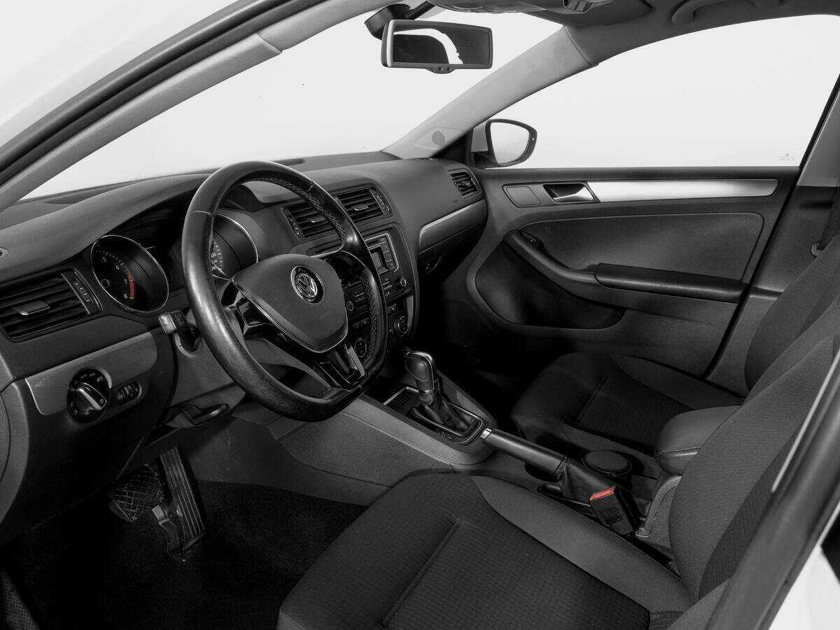 Volkswagen Jetta, 2016 Фото №15