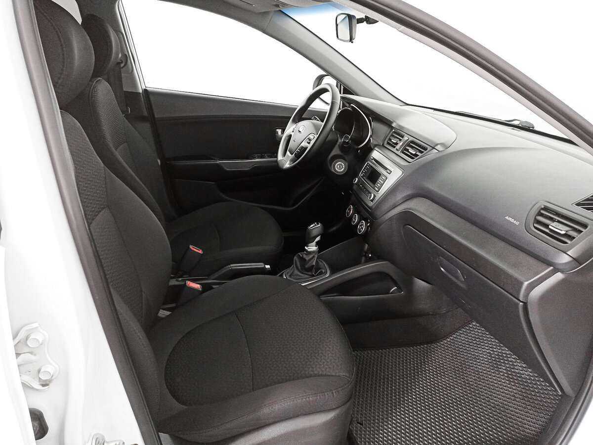 Kia Rio, 2015 Фото №9