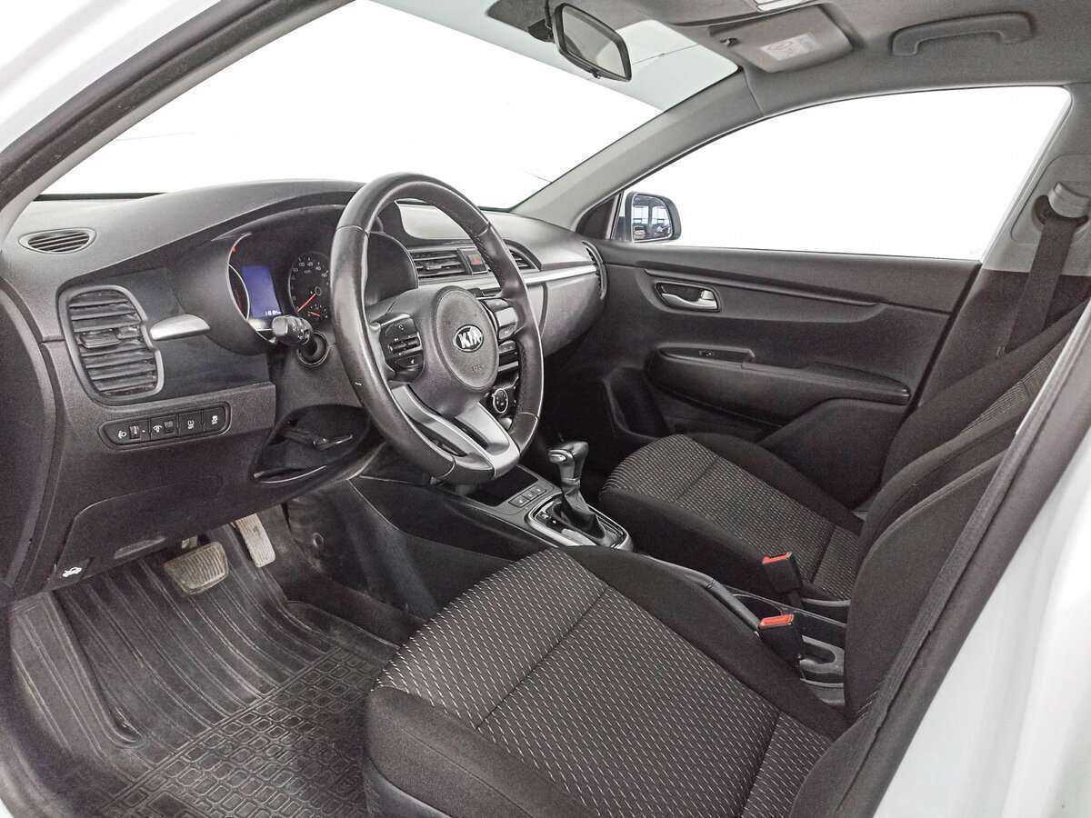 Kia Rio, 2018 Фото №14