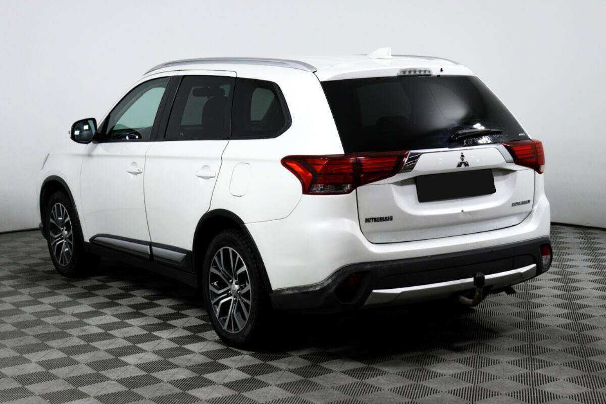 Mitsubishi Outlander, 2018 Фото №5