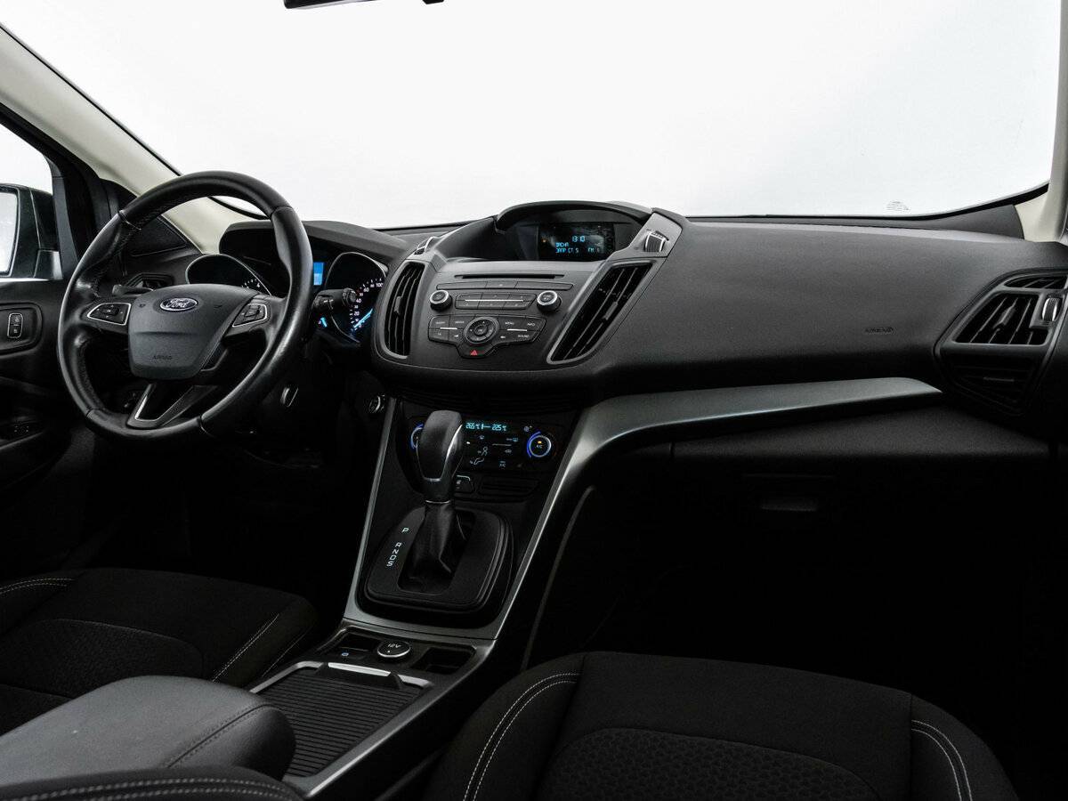 Ford Kuga, 2017 Фото №7