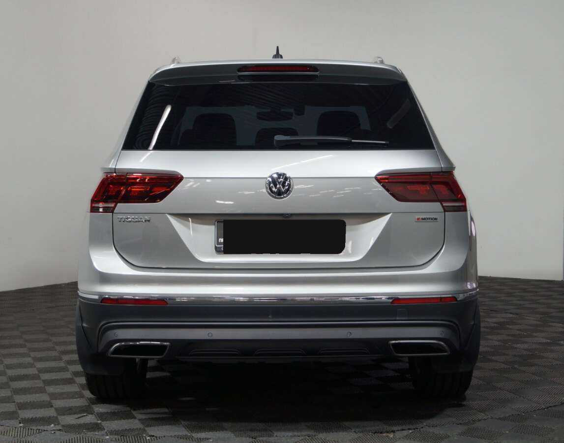 Volkswagen Tiguan, 2018 Фото №4
