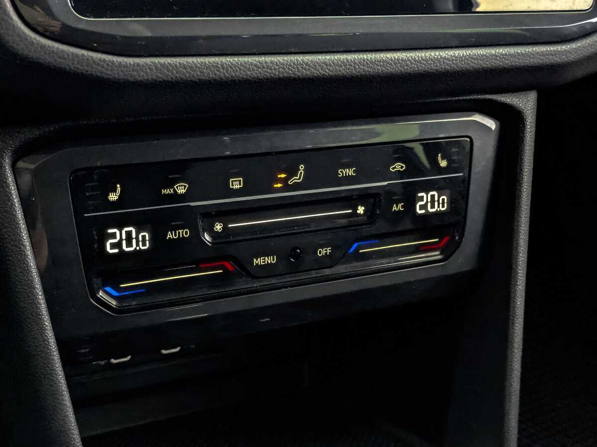 Volkswagen Tiguan, 2021 Фото №25