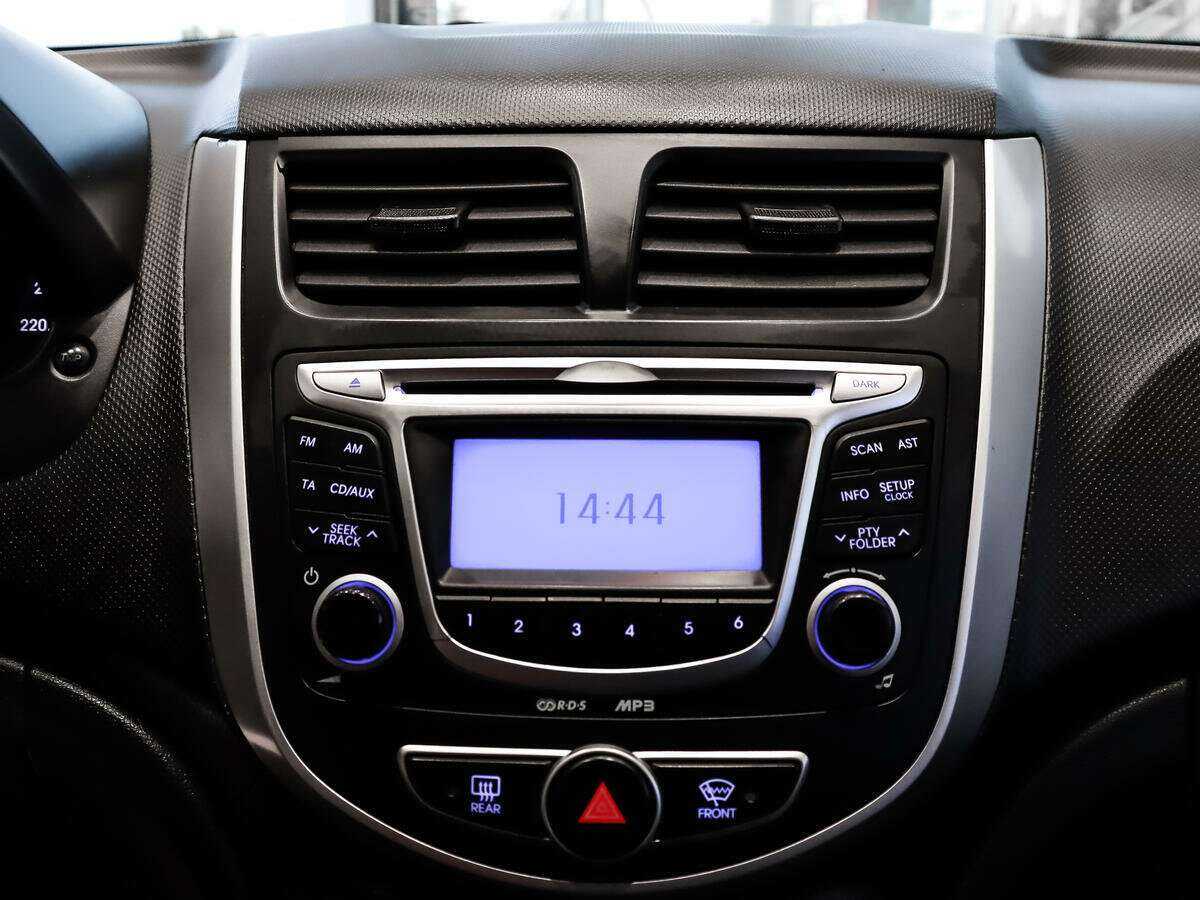 Hyundai Solaris, 2012 Фото №13