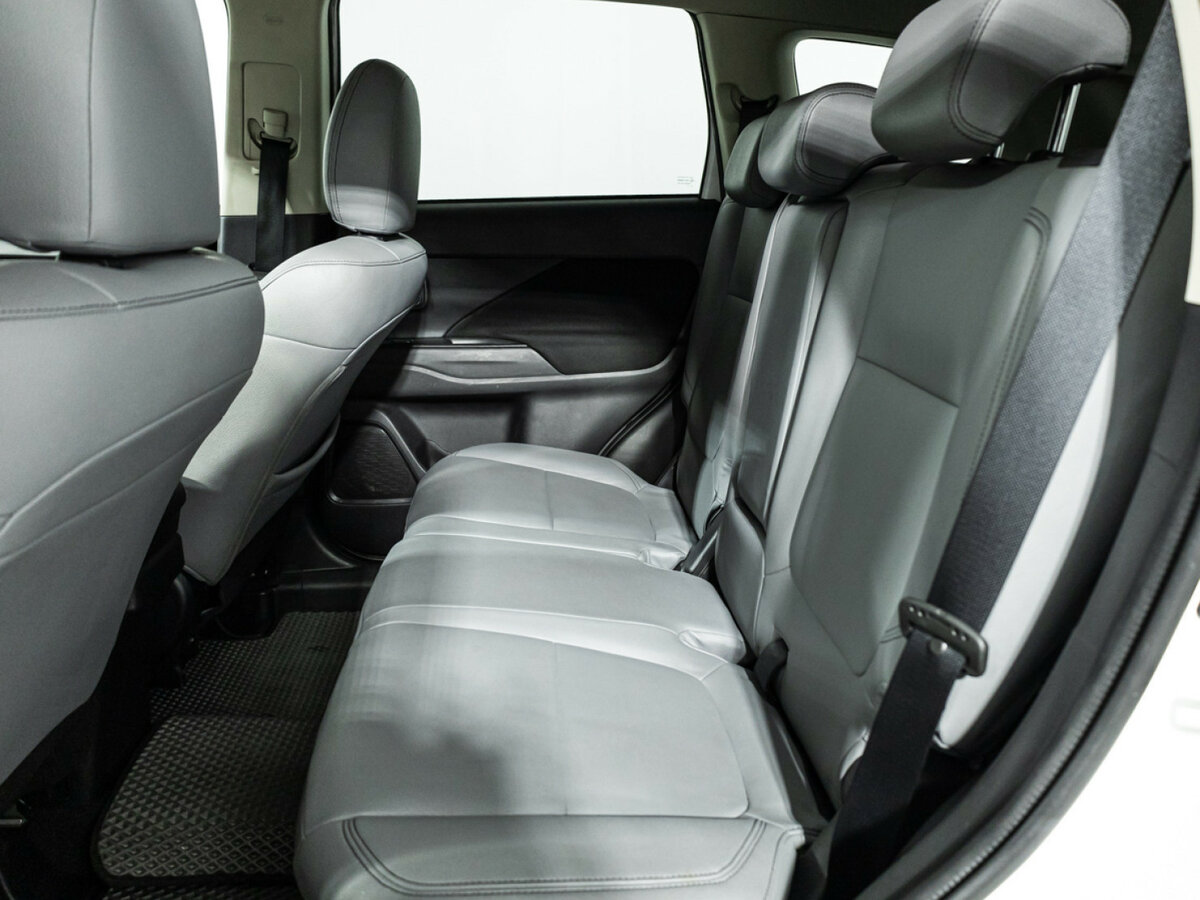 Mitsubishi Outlander III Рестайлинг 3, 2019 Фото №8