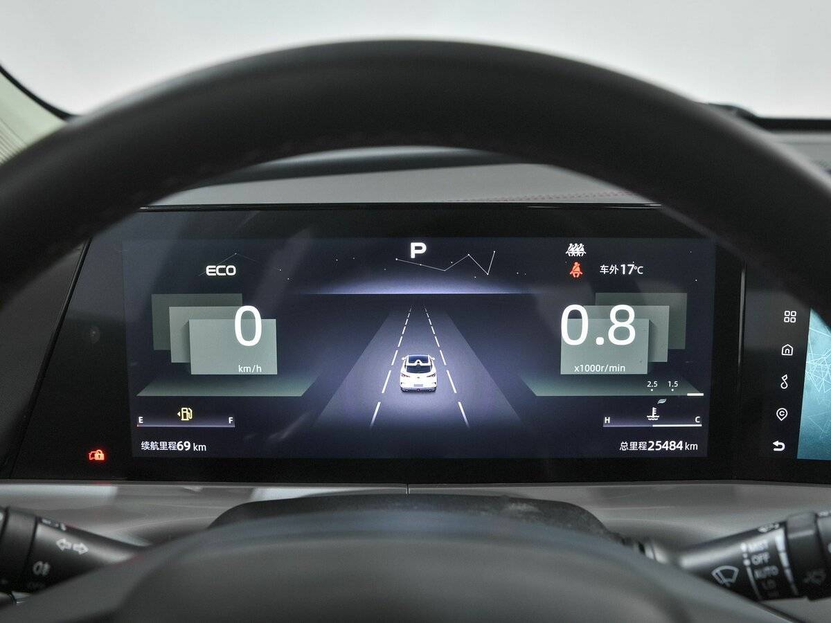 Changan UNI-T, 2021 Фото №7