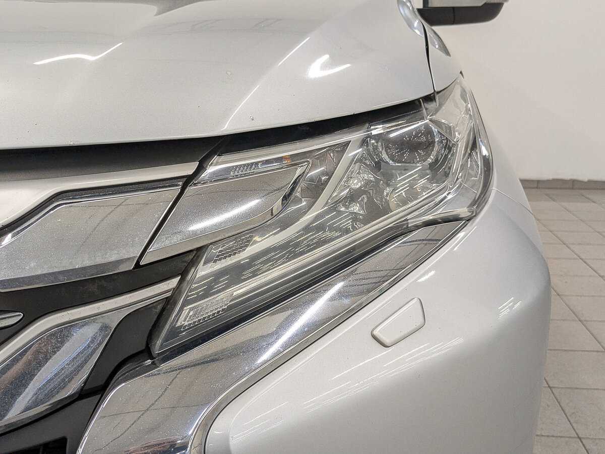 Mitsubishi Pajero Sport, 2020 Фото №11