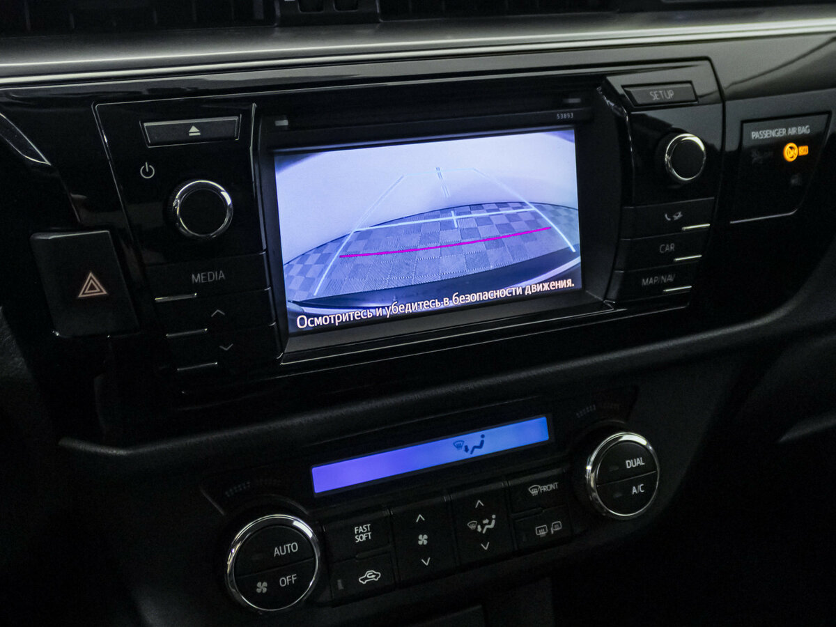 Toyota Corolla XI (E160, E170, E180), 2013 Фото №13
