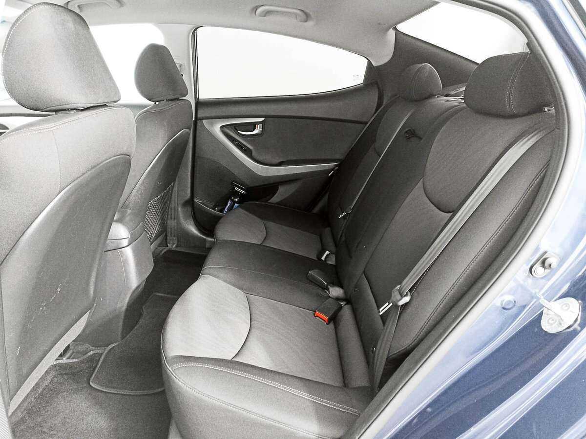Hyundai Elantra, 2015 Фото №8