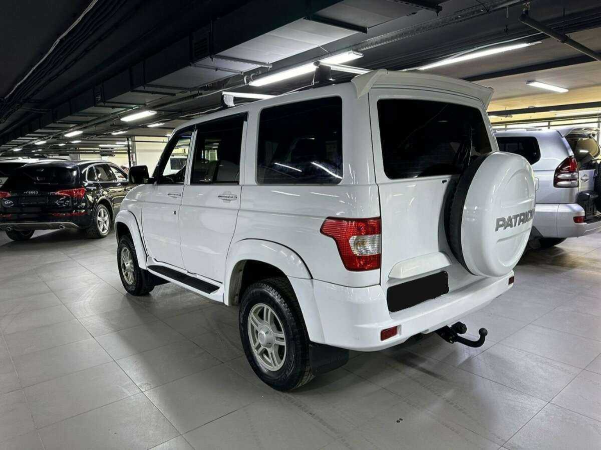 УАЗ Patriot, 2018 Фото №6