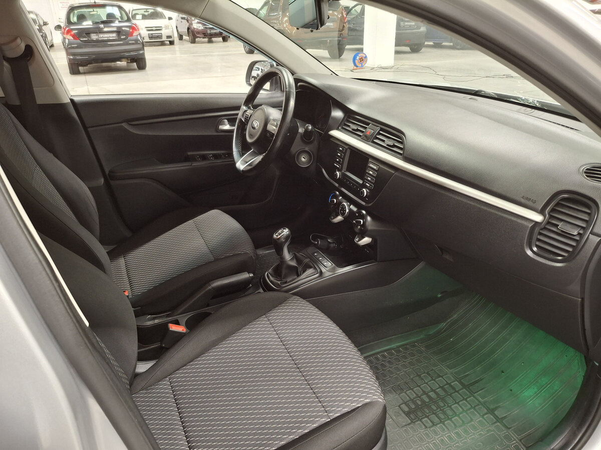 Kia Rio IV, 2017 Фото №11