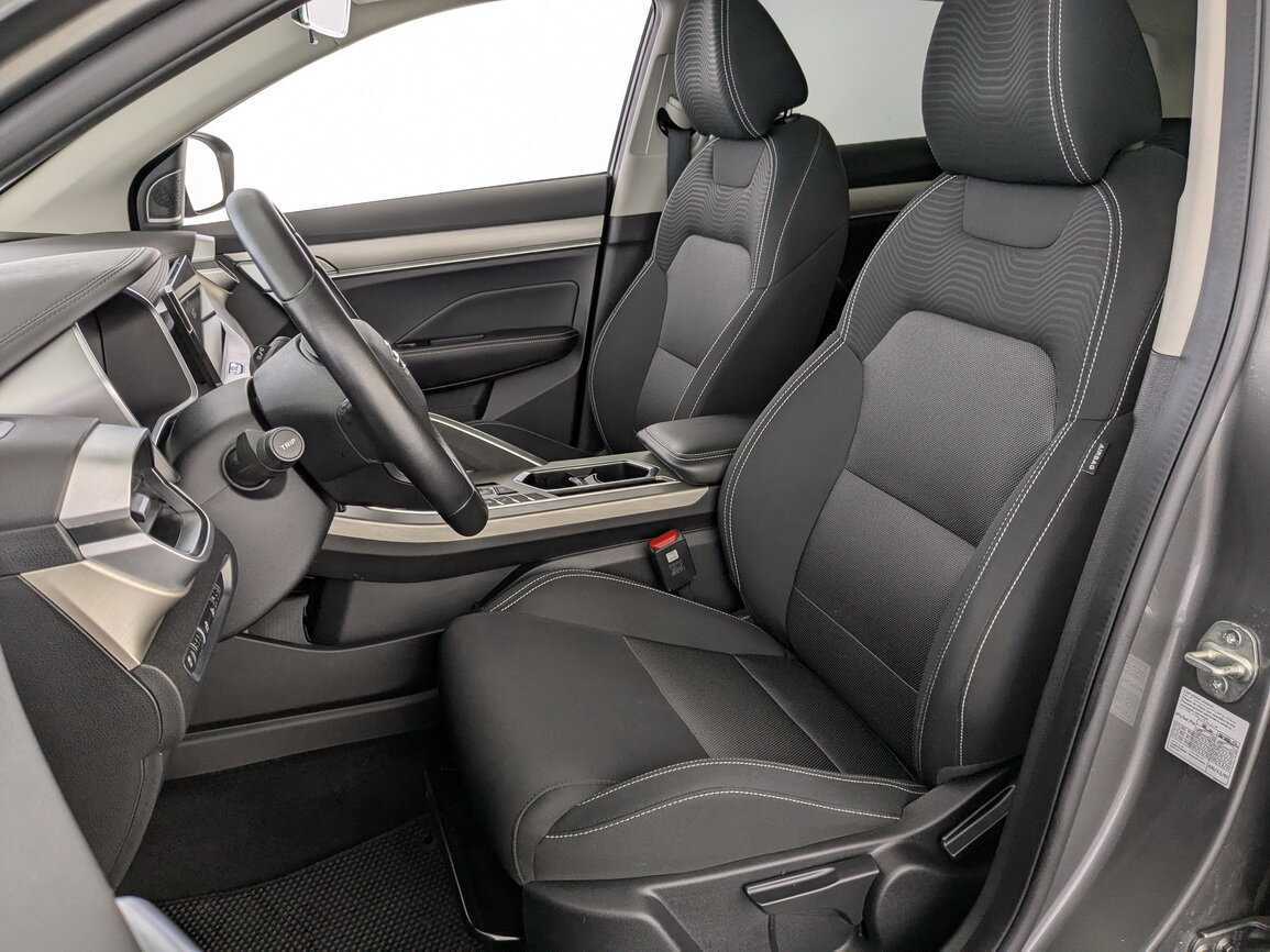 Geely Coolray, 2022 Фото №18