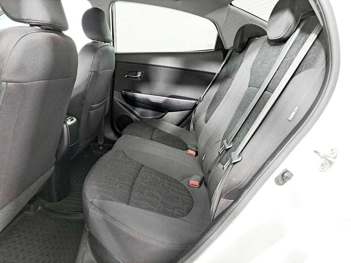 Kia Rio 5-speed, 2013 Фото №10