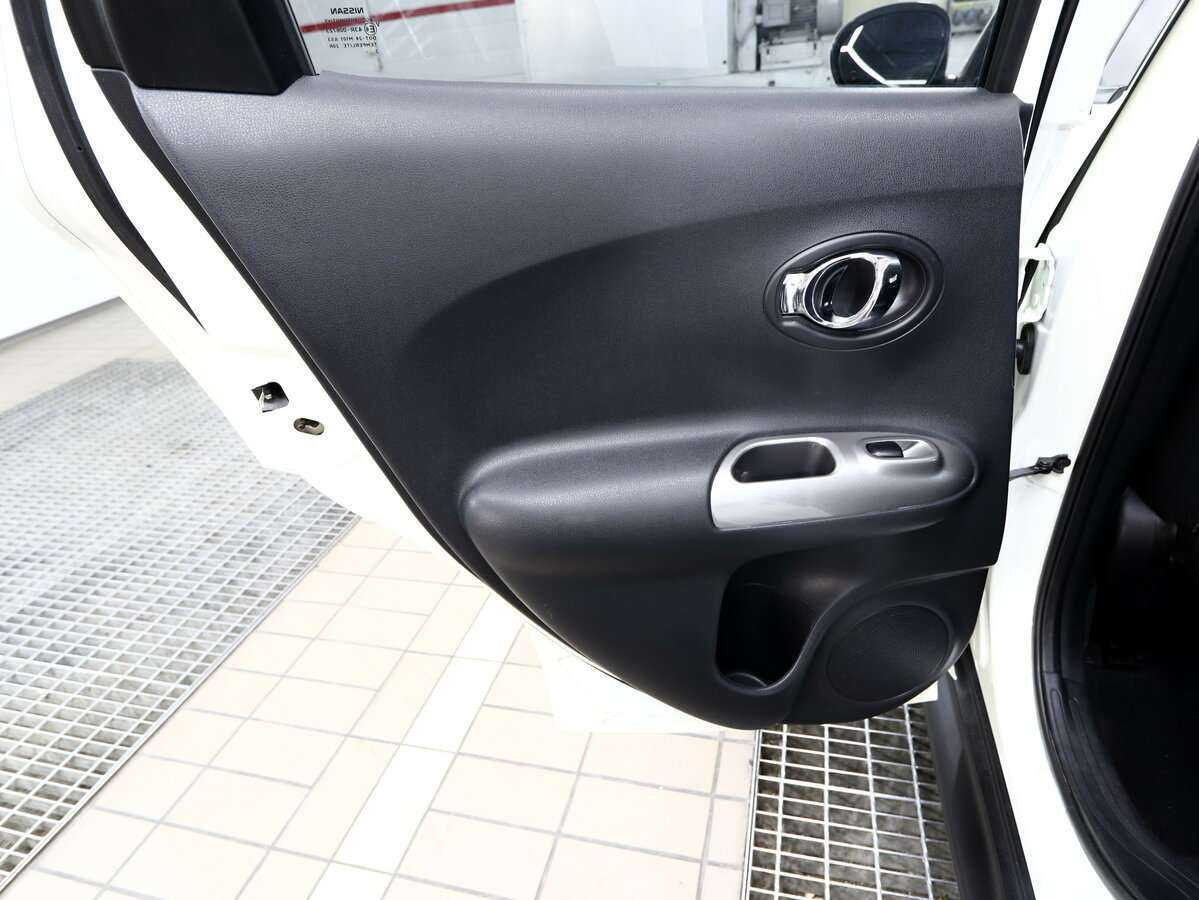 Nissan Juke, 2013 Фото №11