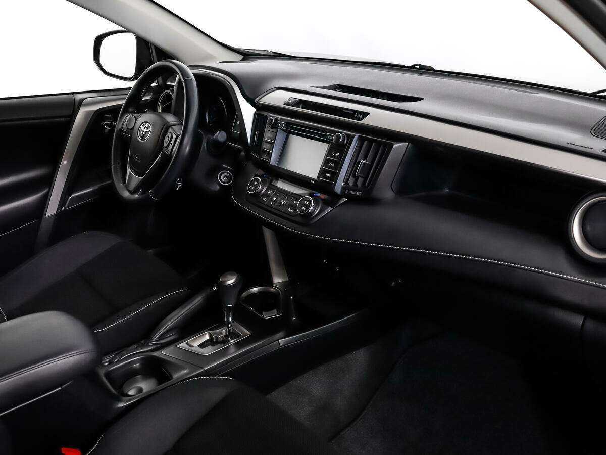 Toyota RAV4, 2016 Фото №11