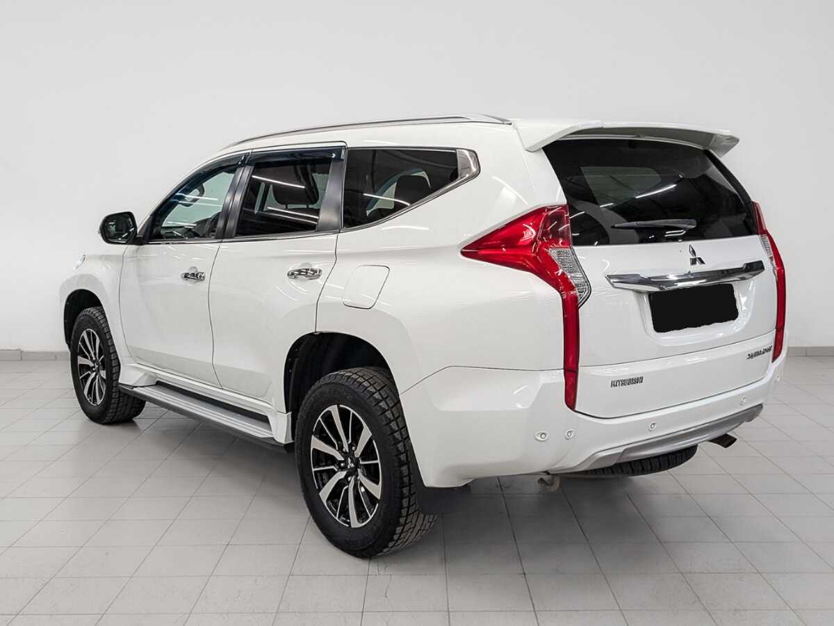 Mitsubishi Pajero Sport, 2017 Фото №7