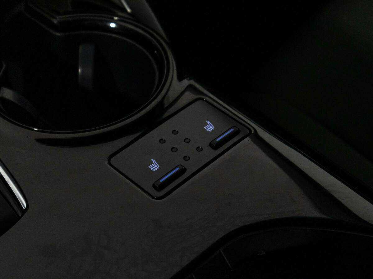 Toyota Camry, 2019 Фото №16