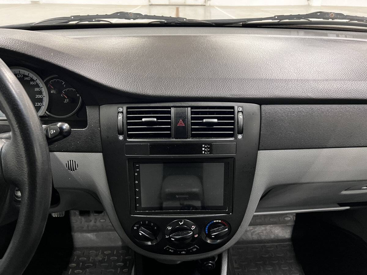 Daewoo Gentra, 2013 Фото №15