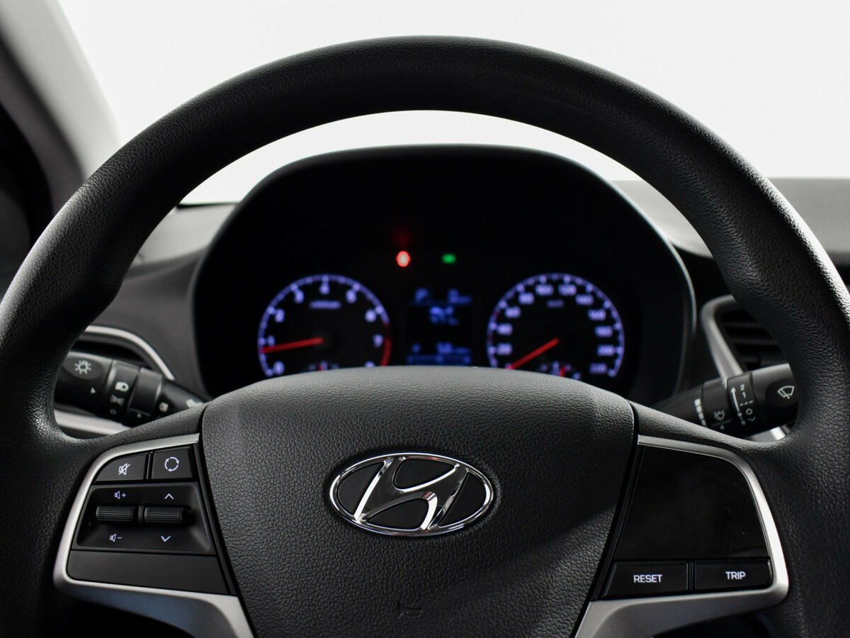 Hyundai Solaris II, 2017 Фото №15