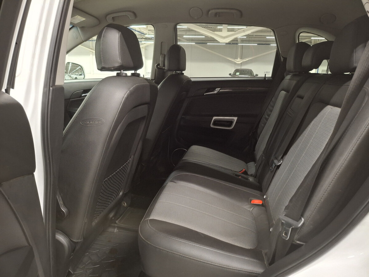 Opel Antara I Рестайлинг, 2013 Фото №12