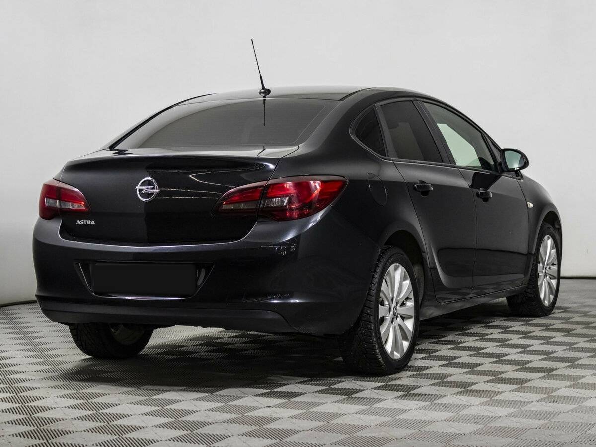 Opel Astra J Рестайлинг, 2013 Фото №4