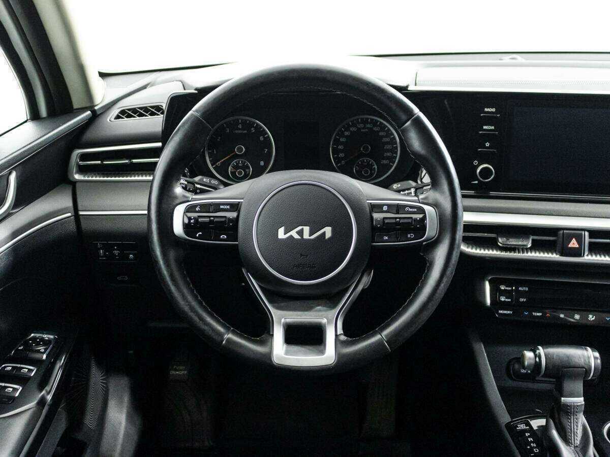 Kia K5, 2022 Фото №20
