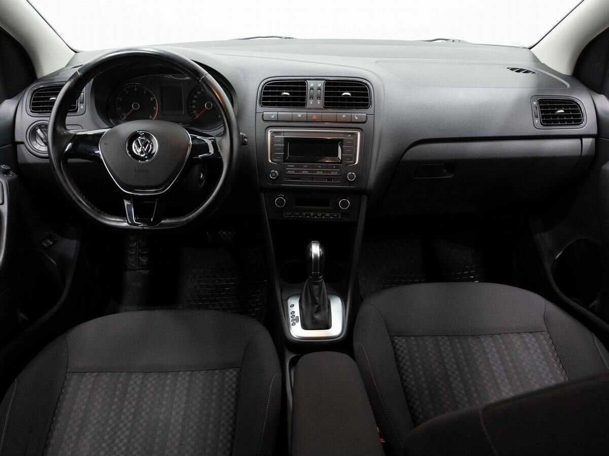 Volkswagen Polo, 2016 Фото №14