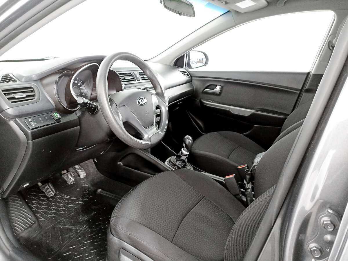 Kia Rio, 2016 Фото №12