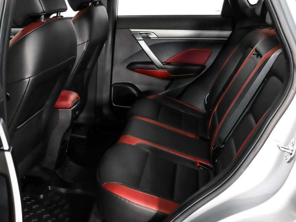 Geely Coolray, 2022 Фото №11