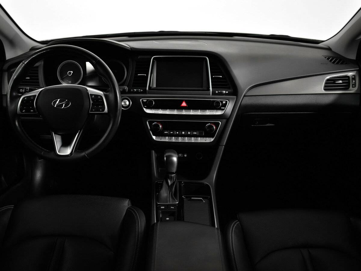 Hyundai Sonata VII (LF) Рестайлинг, 2018 Фото №12