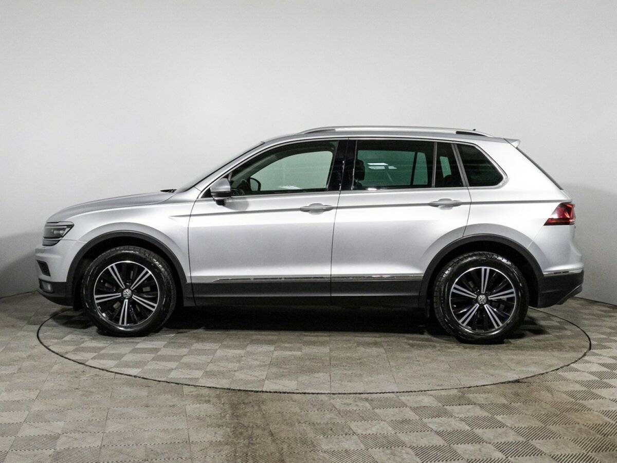 Volkswagen Tiguan, 2018 Фото №8