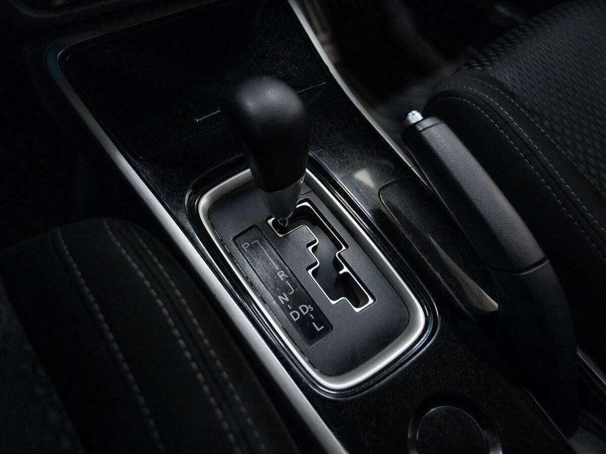 Mitsubishi Outlander, 2018 Фото №11