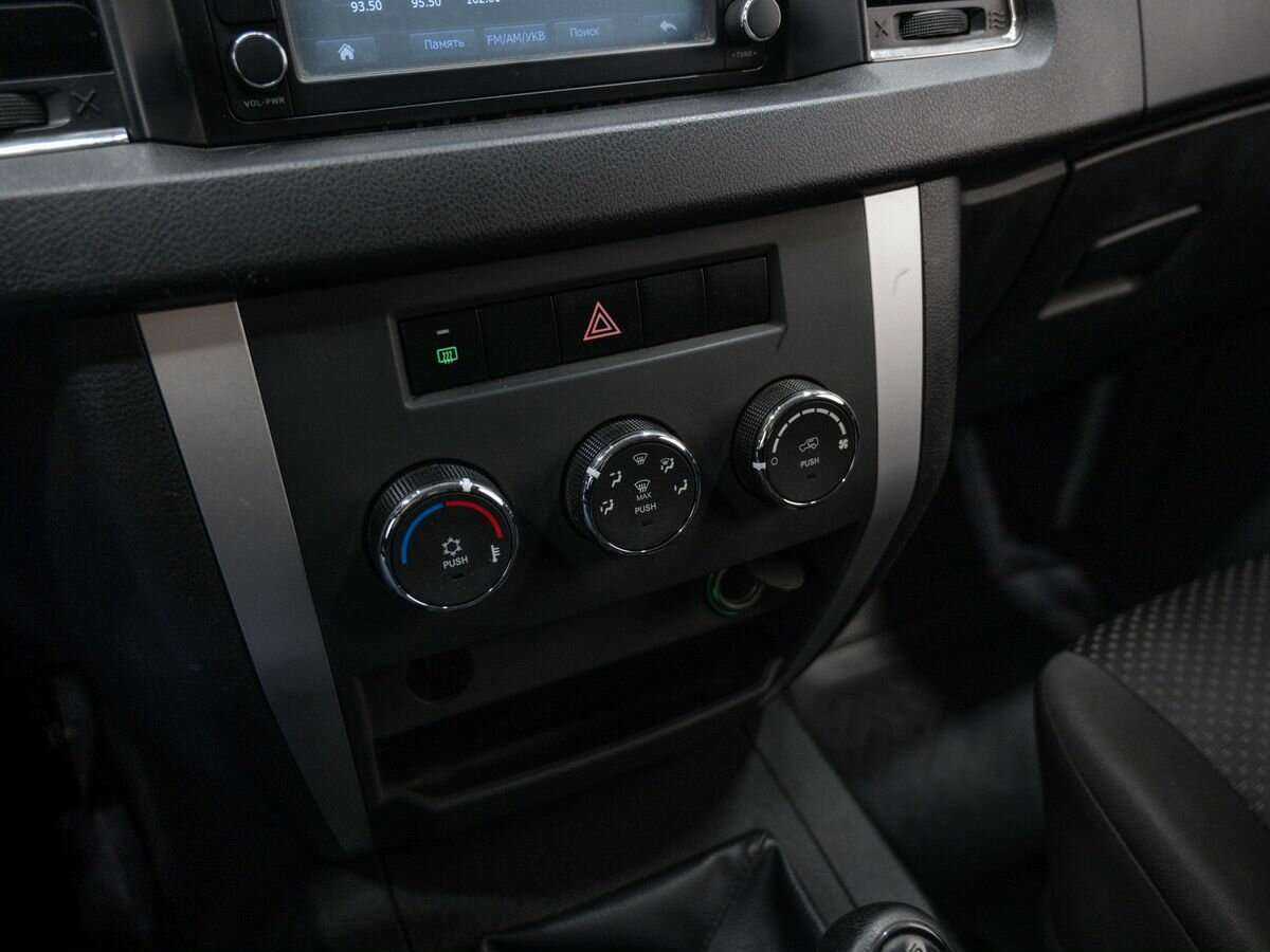 УАЗ Patriot, 2017 Фото №21