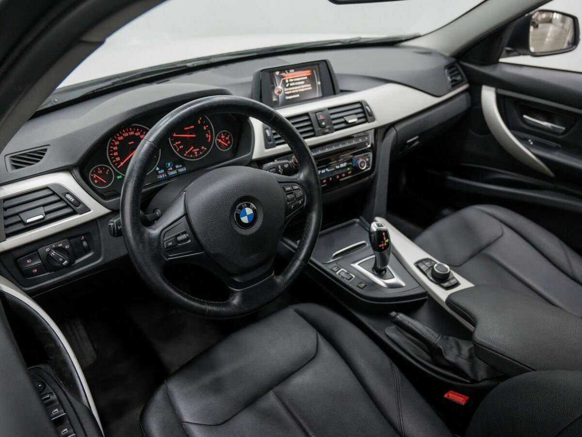 BMW 3 серии 320i, 2015 Фото №13