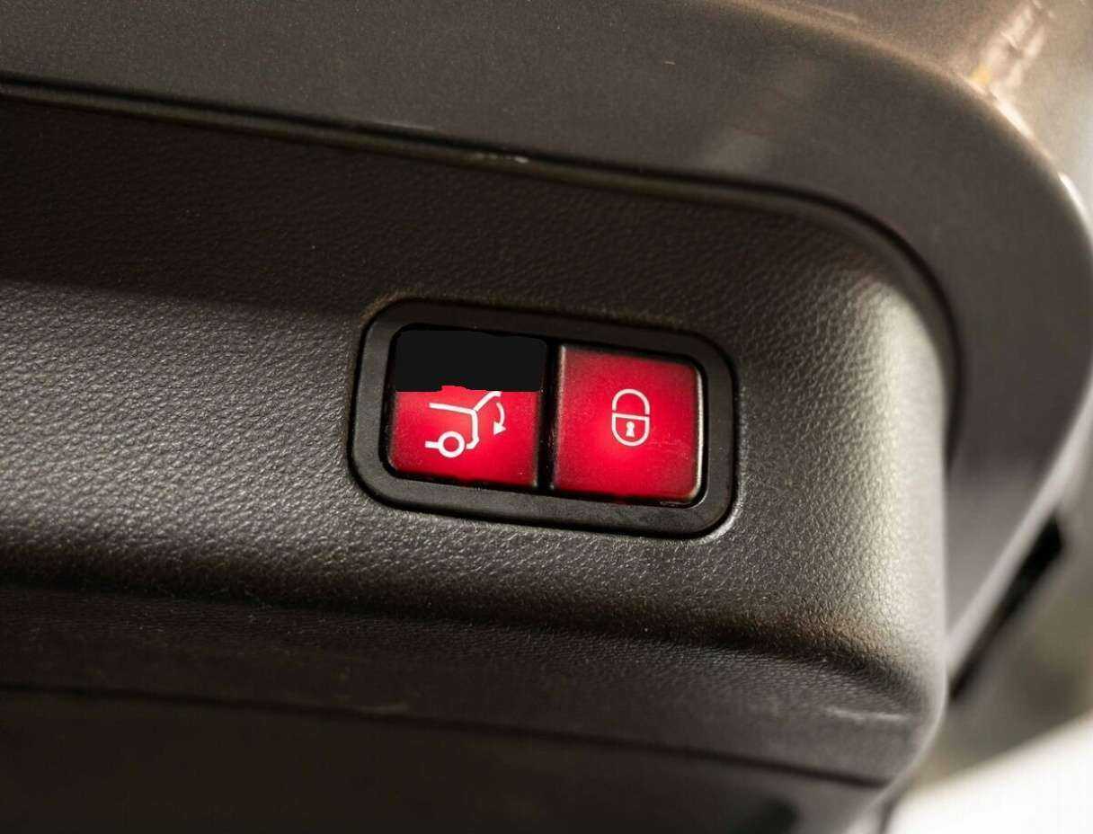 Mercedes-Benz M-Класс 350 CDI, 2012 Фото №29