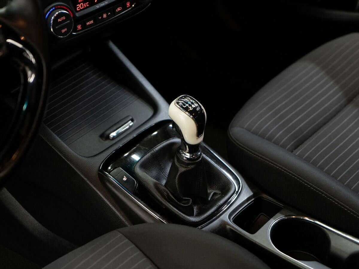 Kia Cerato, 2017 Фото №11
