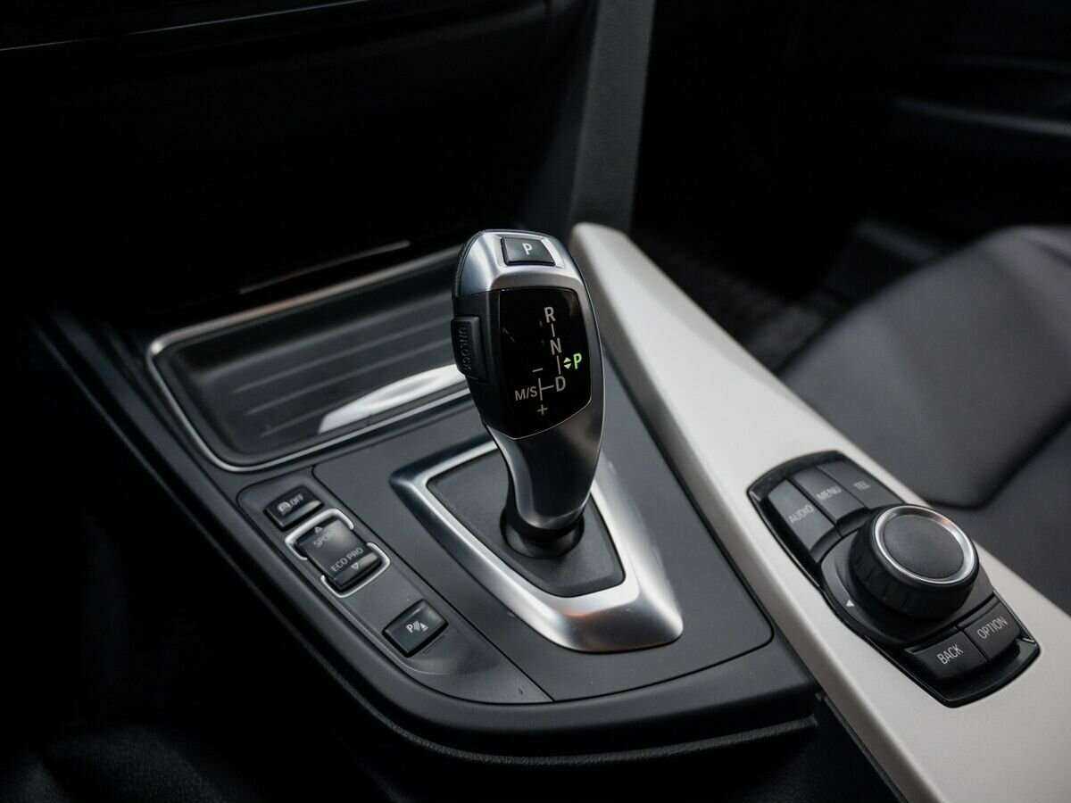 BMW 3 серии 316i, 2014 Фото №18