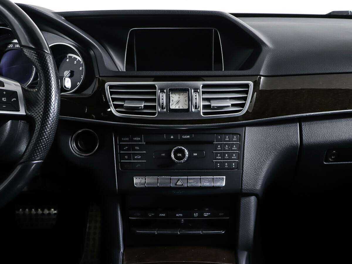 Mercedes-Benz E-Класс 200, 2015 Фото №12