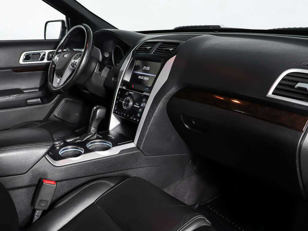 Ford Explorer, 2012 Фото №9