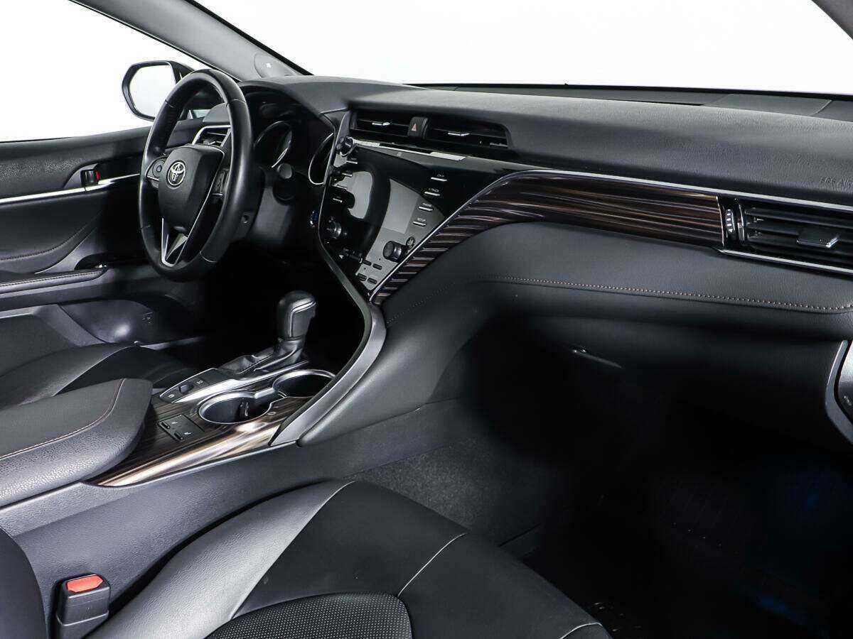 Toyota Camry, 2019 Фото №9
