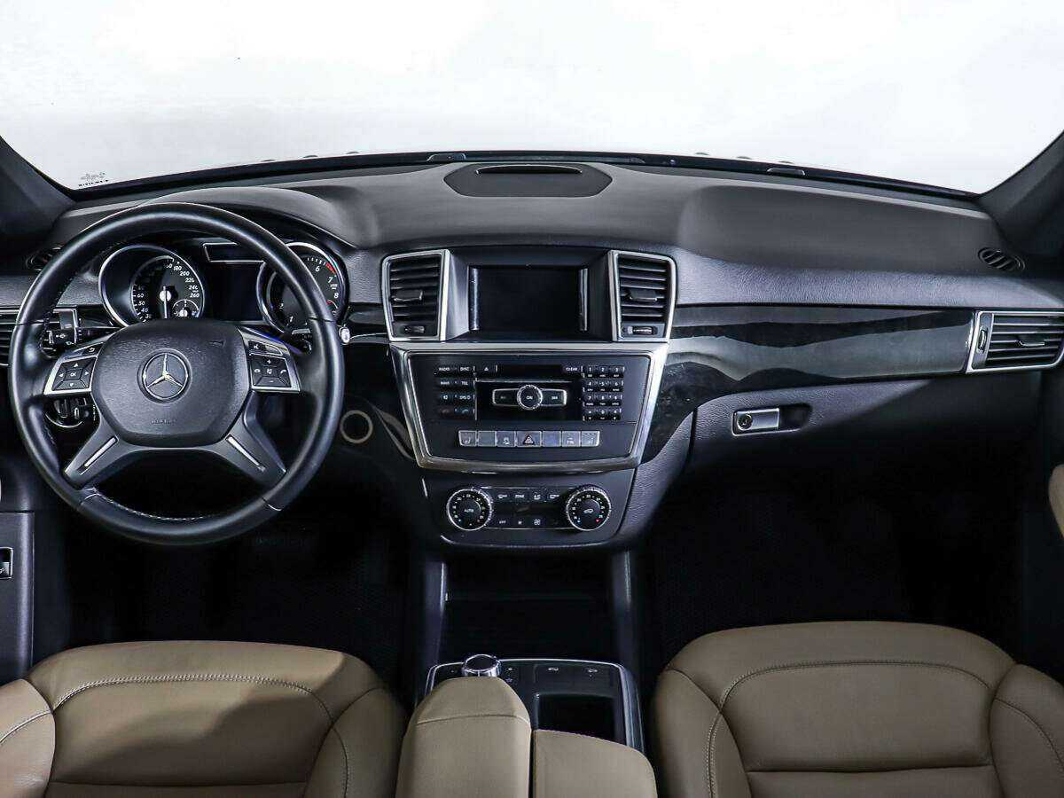 Mercedes-Benz M-Класс 300, 2014 Фото №11