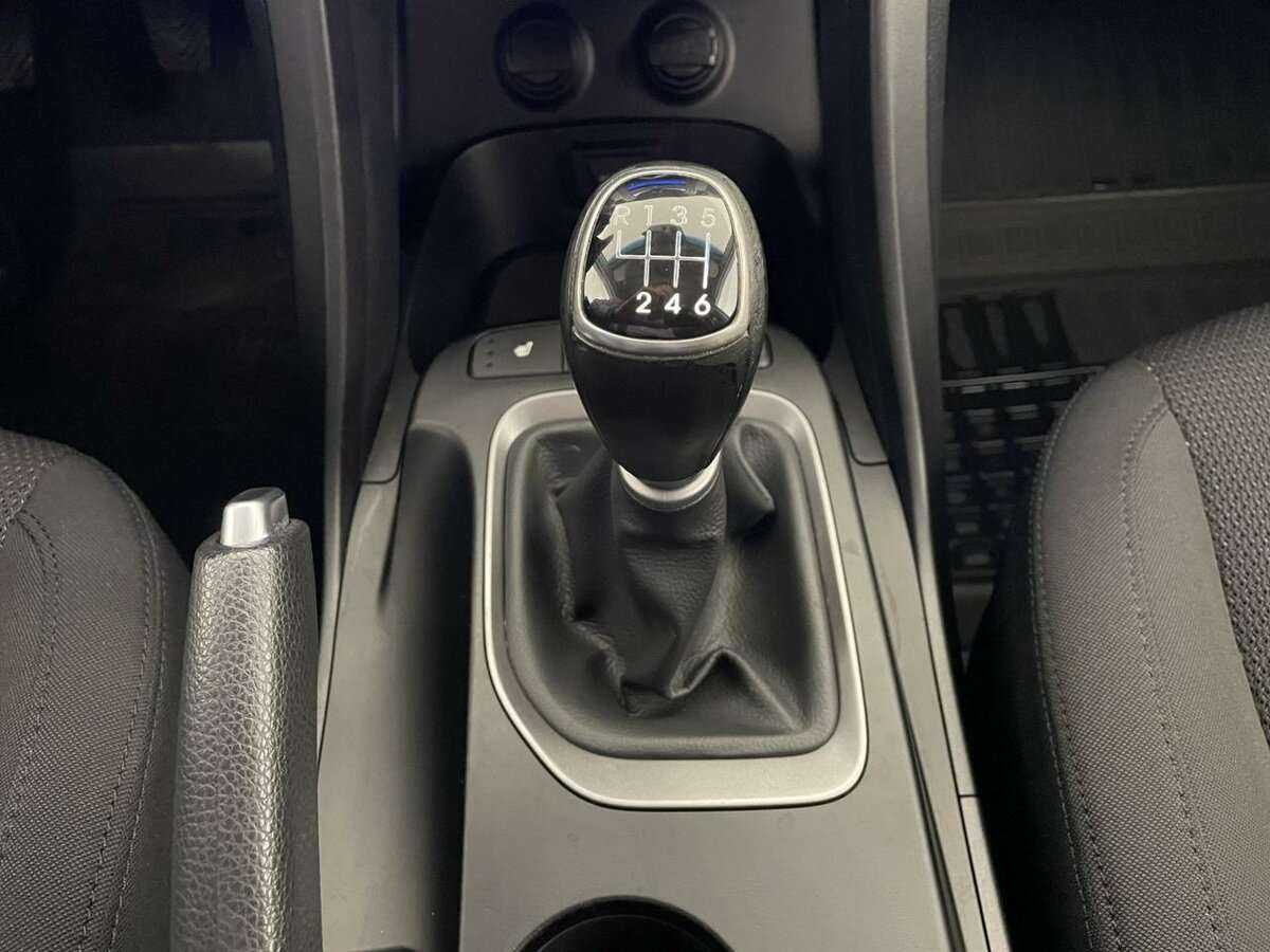 Hyundai Santa Fe, 2015 Фото №13