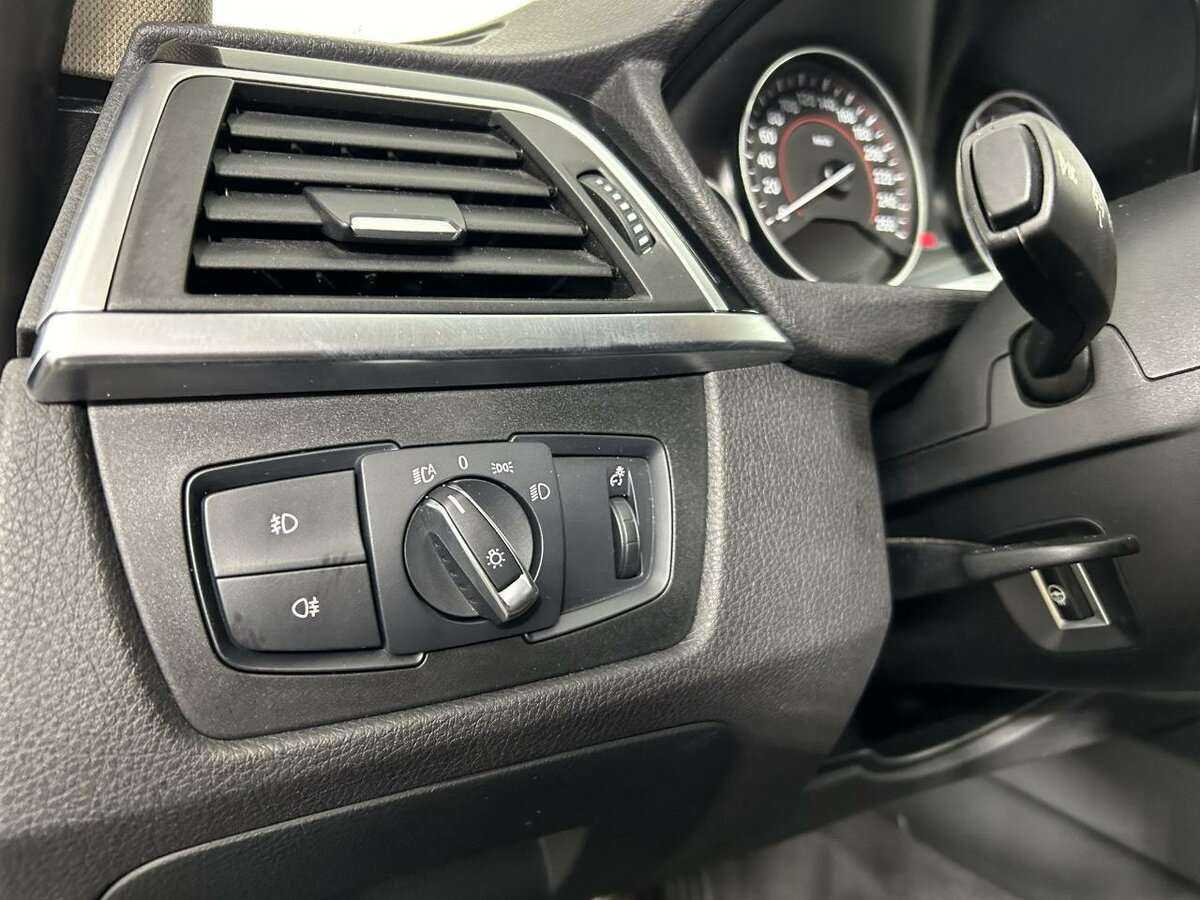 BMW 3 серии 320d xDrive, 2016 Фото №9