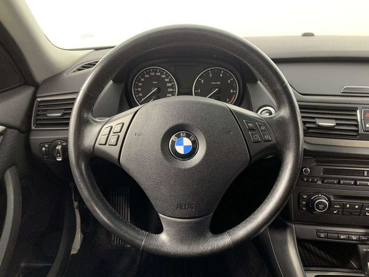 BMW X1 20i, 2013 Фото №15