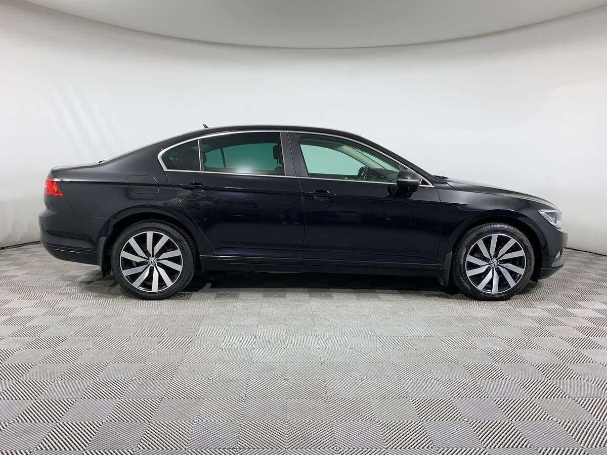 Volkswagen Passat, 2019 - 107 000 км. | Фото №4