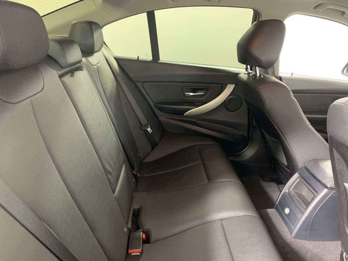 BMW 3 серии 316i, 2014 Фото №15