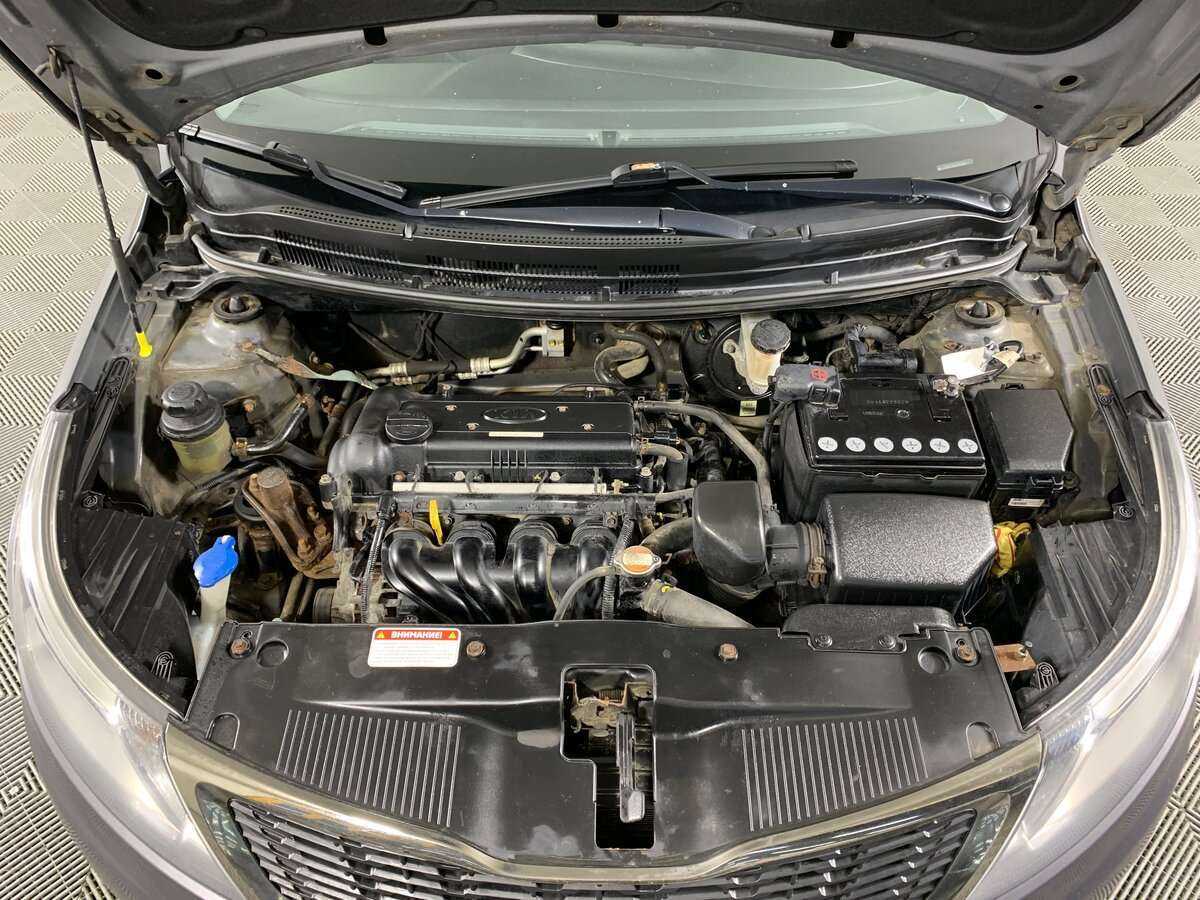 Kia Rio 5-speed, 2012 Фото №11