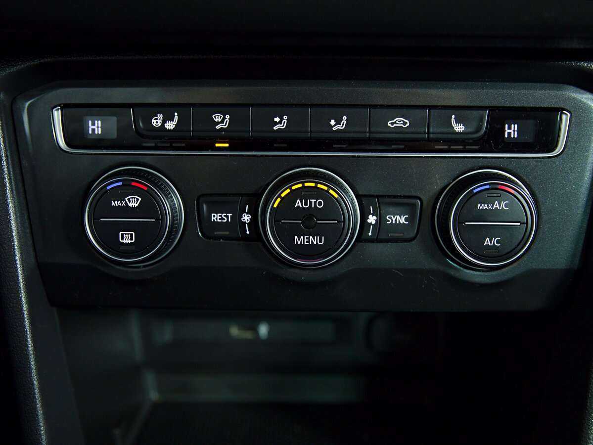 Volkswagen Tiguan, 2017 Фото №13