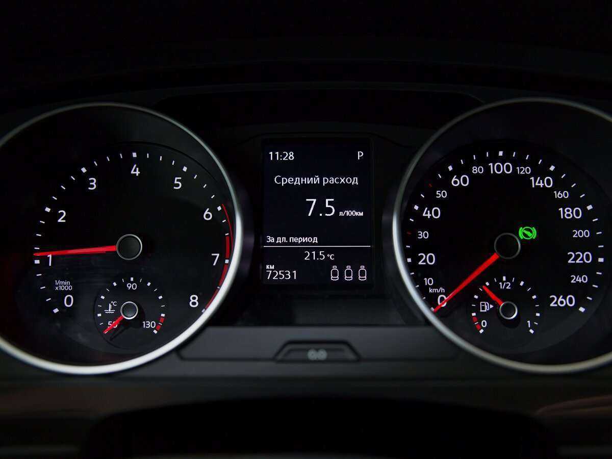 Volkswagen Tiguan, 2018 Фото №9